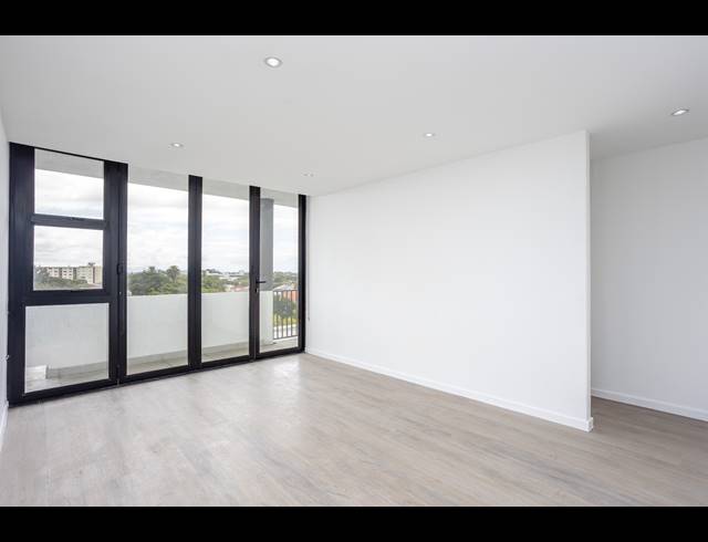 2 BEDROOM APARTMENT FOR SALE IN CLAREMONT